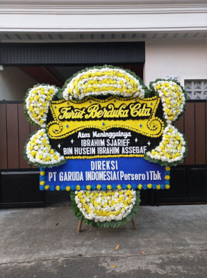 Papan Bunga Duka di Kencana Harapan